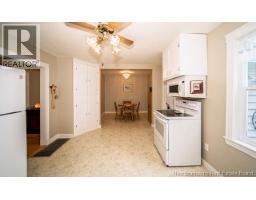 141 Claremont Drive, photo 7