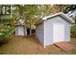 141 Claremont Drive, photo 20