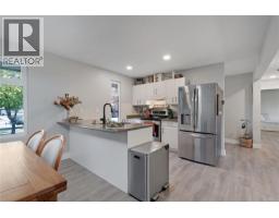 440 Allwood Rd, Parksville, BC V9P1C2 Photo 13
