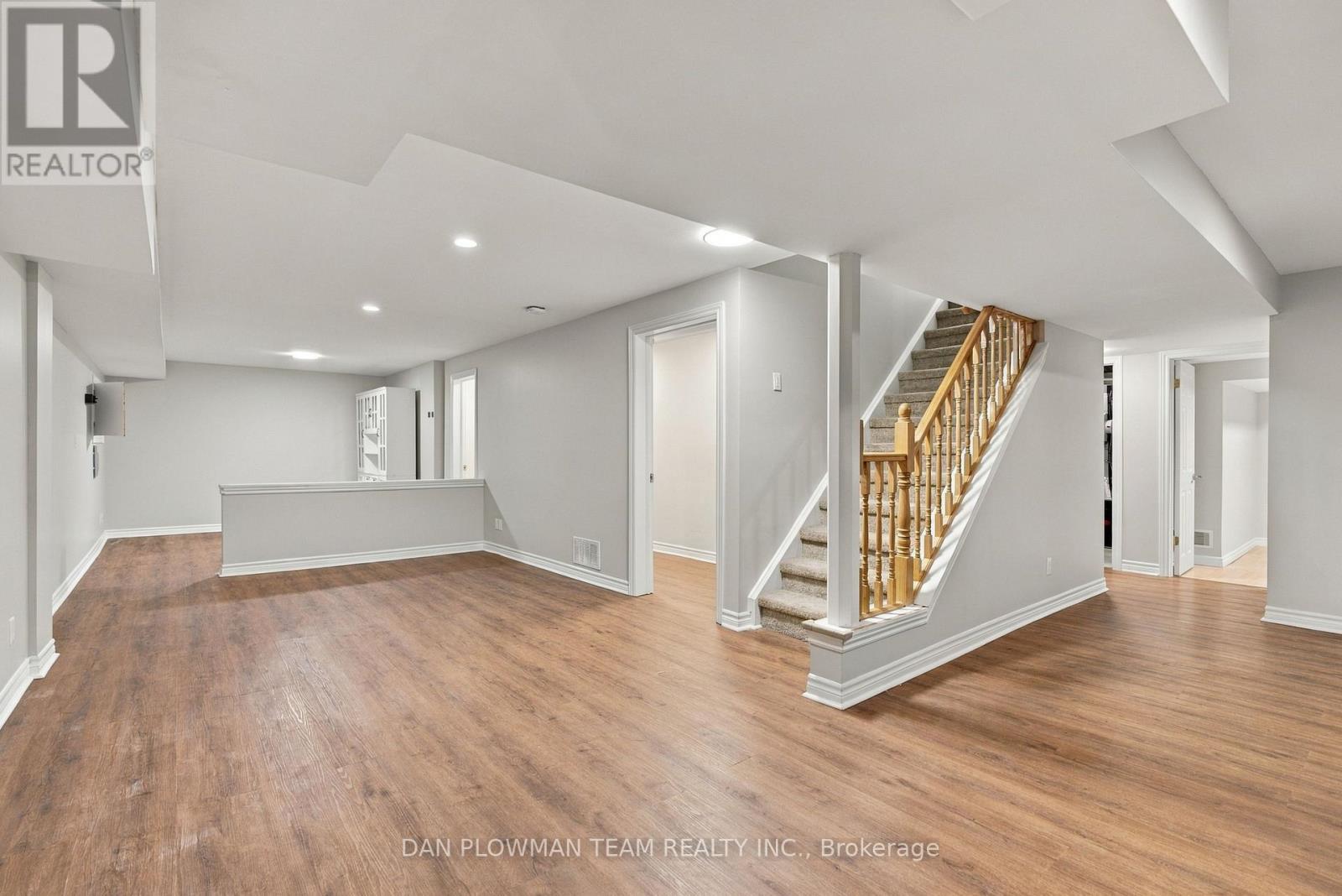 980 Langford Street, Oshawa, ON photo 32