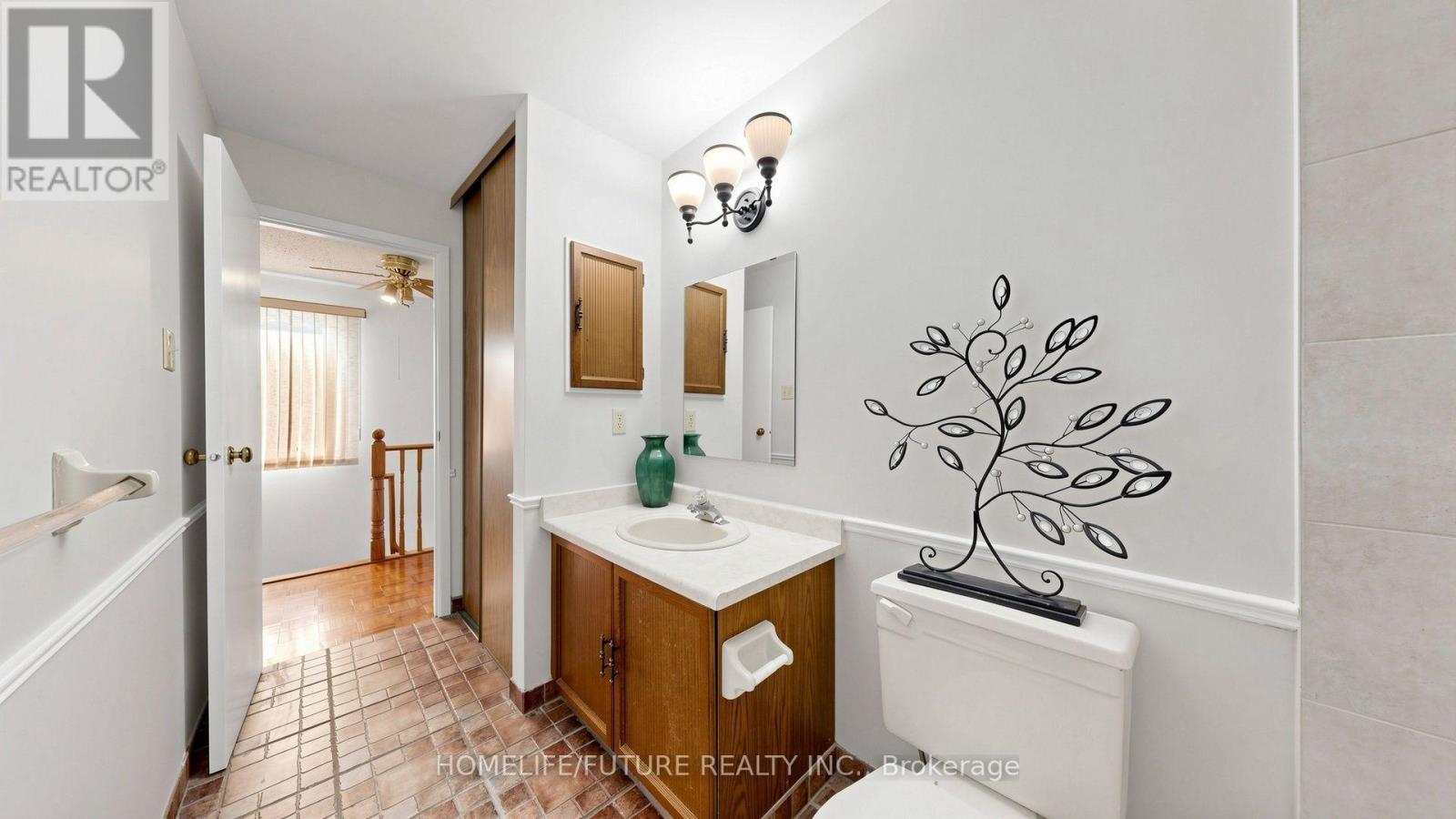 679 Foxwood Trail, Pickering, ON photo 25