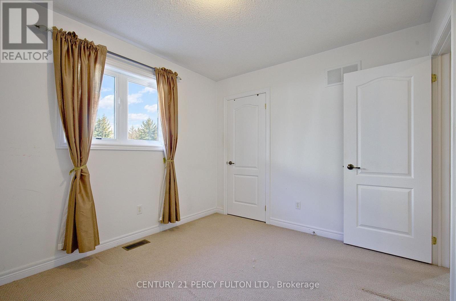 7 Bridlewood Boulevard, Whitby, ON photo 21