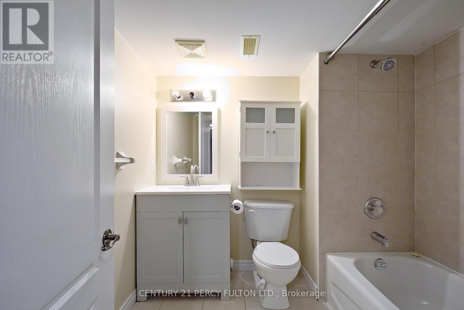 7 Bridlewood Boulevard, Whitby, ON photo 30