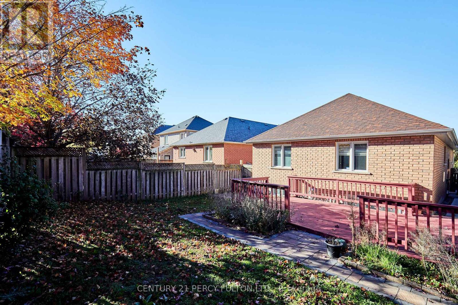 7 Bridlewood Boulevard, Whitby, ON photo 42