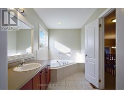 7 Bridlewood Boulevard, Whitby, ON L1R3C7 Photo 19