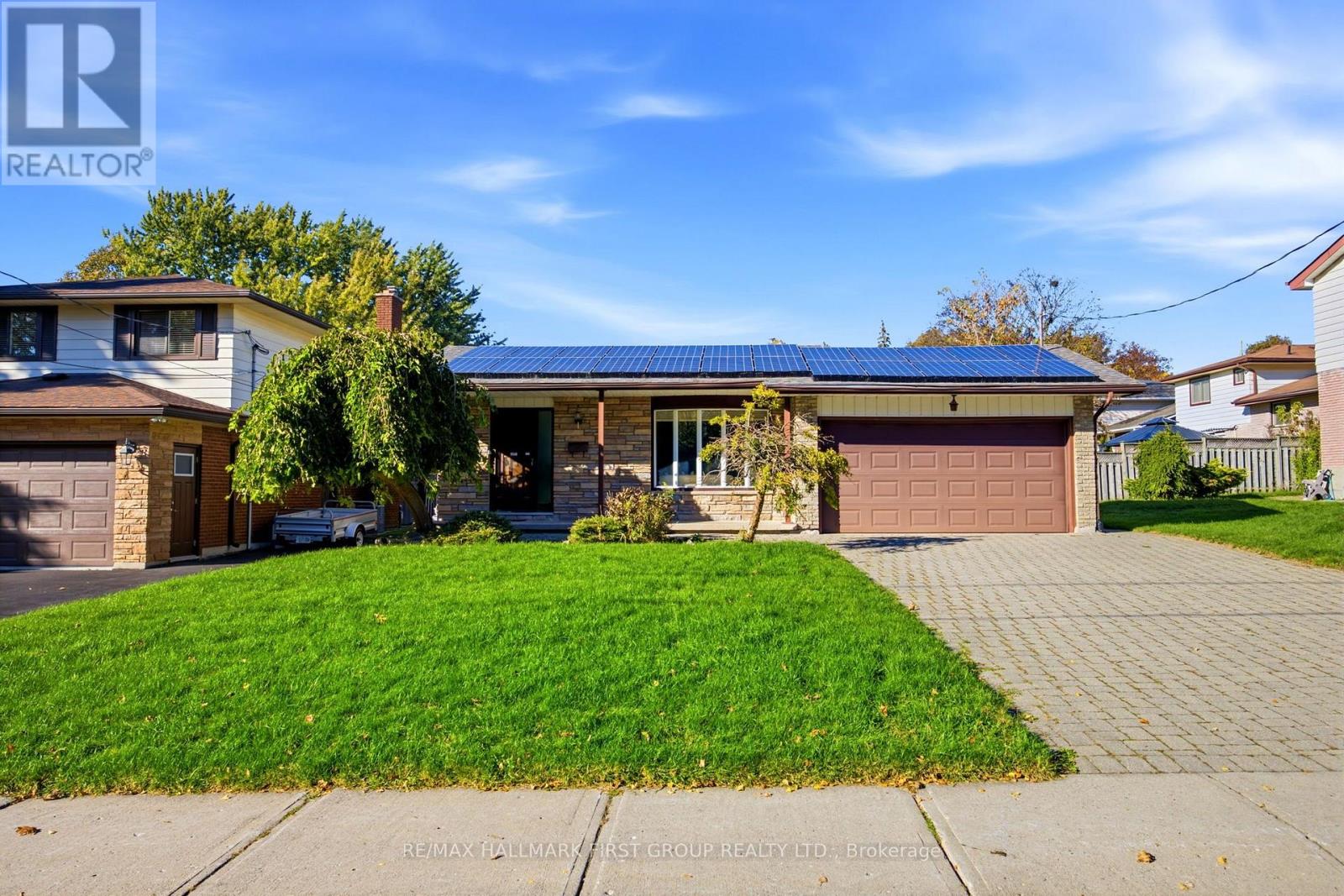 518 Gilbert Street East, Whitby, ON photo 2