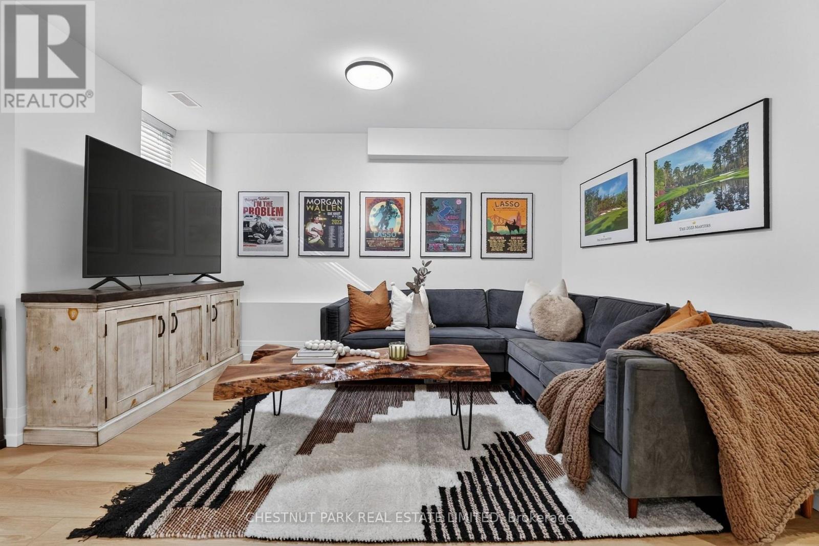 111 Dixon Avenue, Toronto, ON photo 18