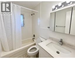 433 Connaught Street Unit# 3, Kitchener, ON N2C1C4 Photo 8