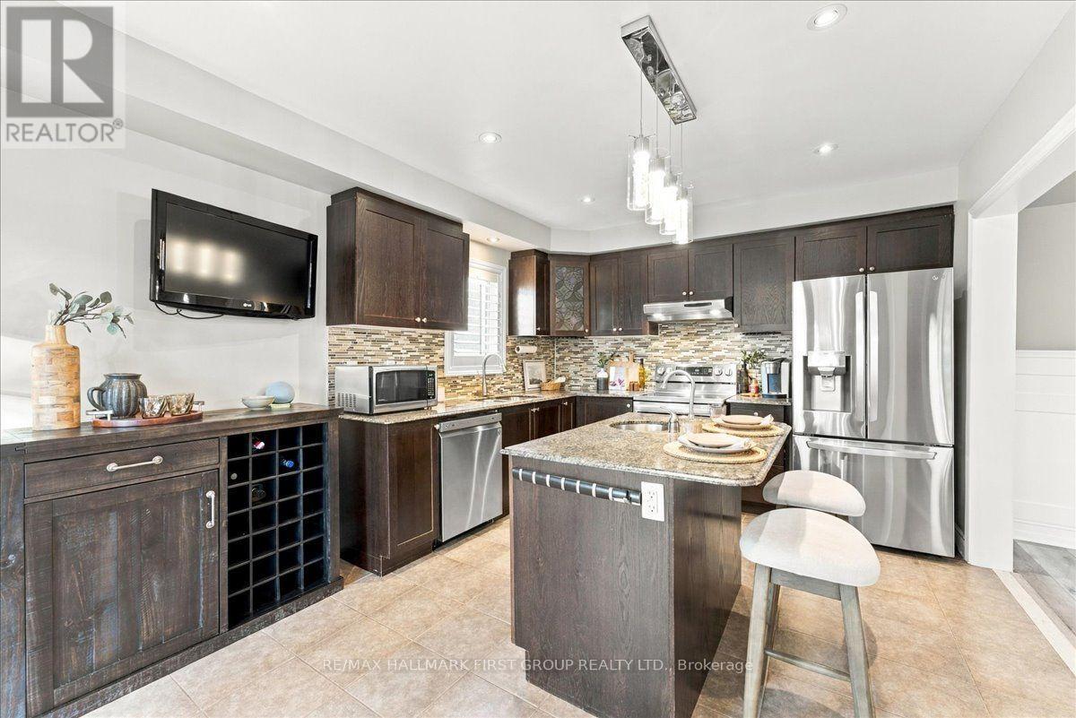 38 Gallimere Court, Whitby, ON photo 10