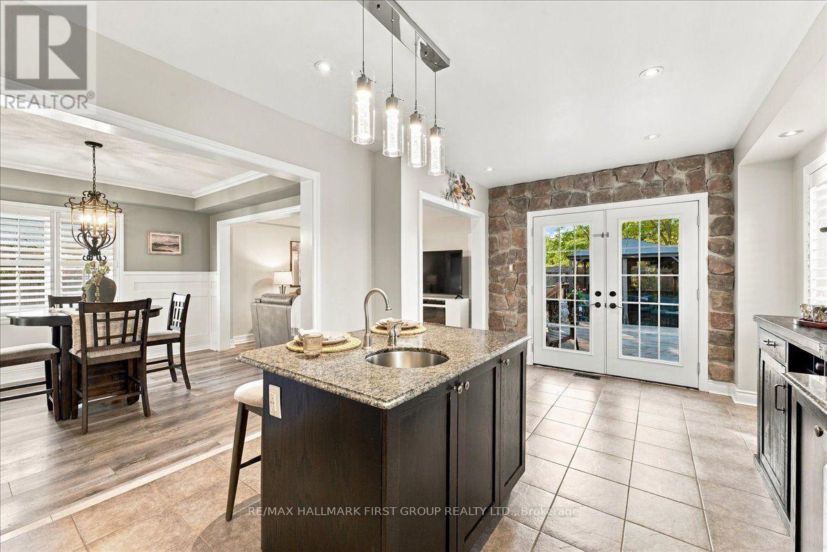 38 Gallimere Court, Whitby, ON photo 12