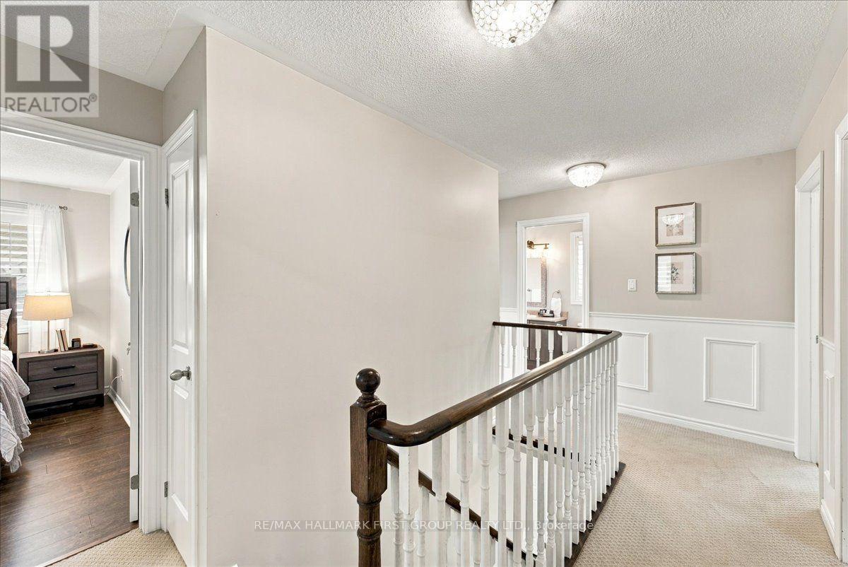 38 Gallimere Court, Whitby, ON photo 15