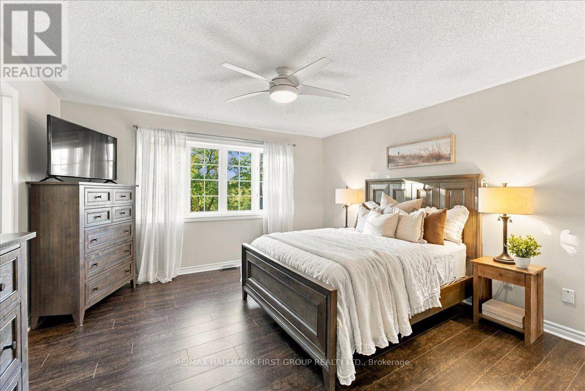 38 Gallimere Court, Whitby, ON photo 17