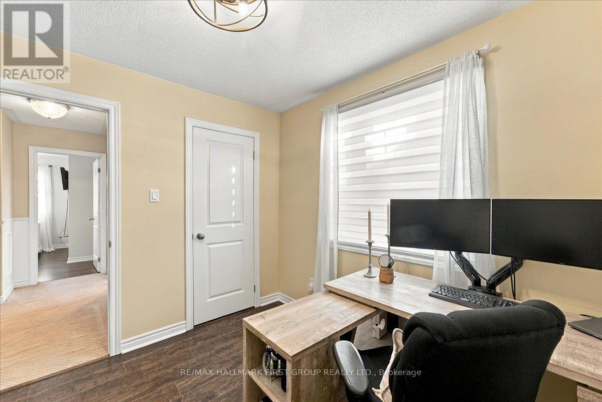 38 Gallimere Court, Whitby, ON photo 25