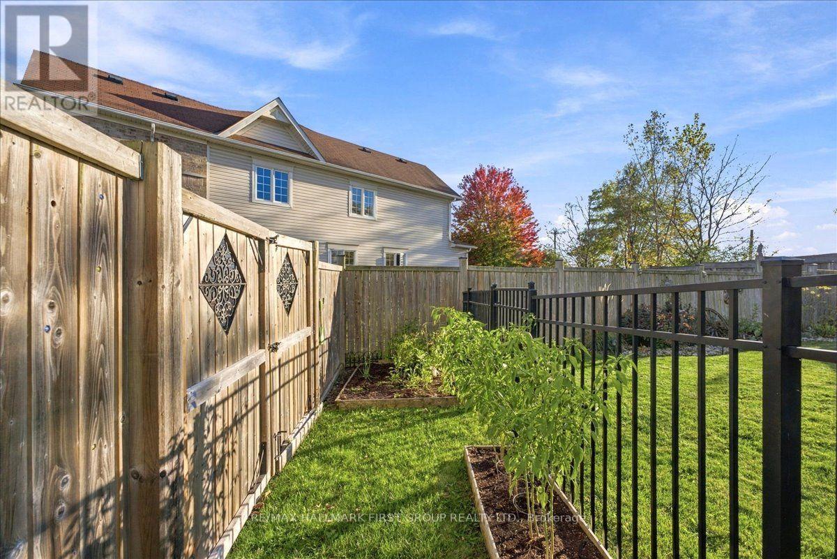 38 Gallimere Court, Whitby, ON photo 35