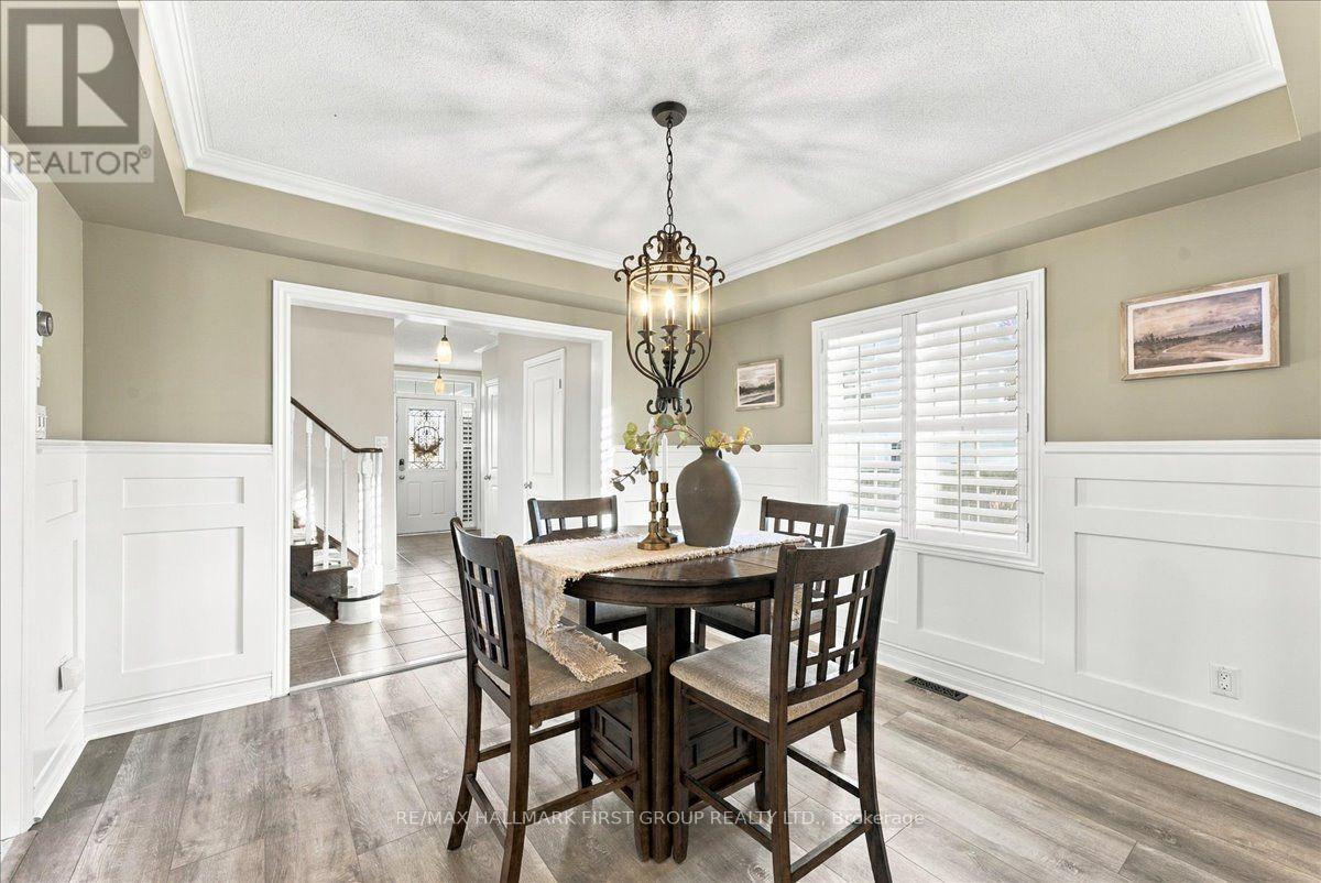 38 Gallimere Court, Whitby, ON photo 5