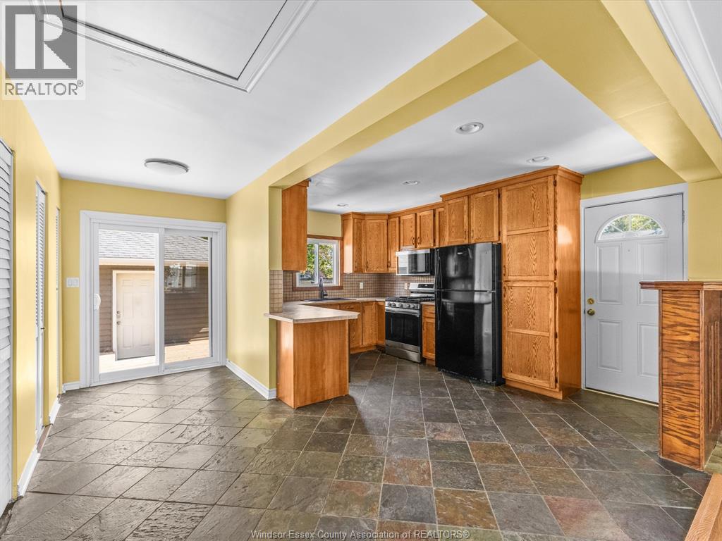 230 CARUHEL, Lakeshore — photo 11