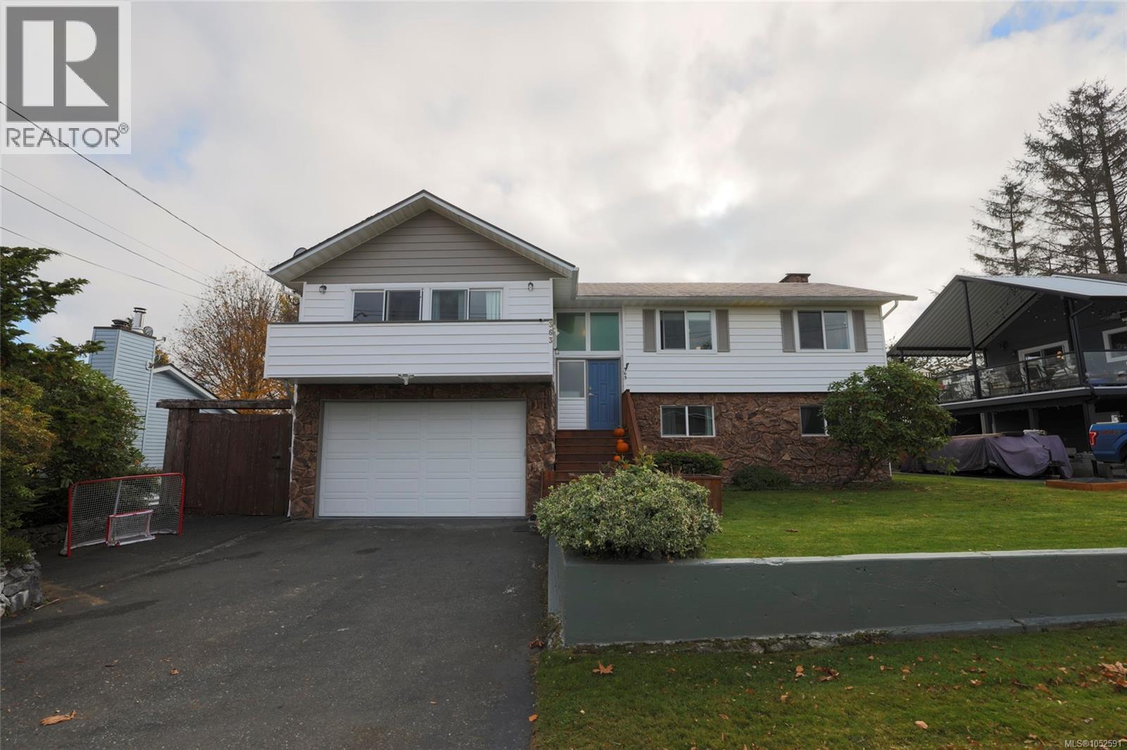 363 Englewood Dr - 1