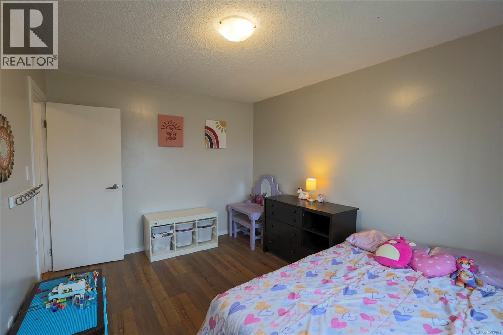 363 Englewood Dr - 16