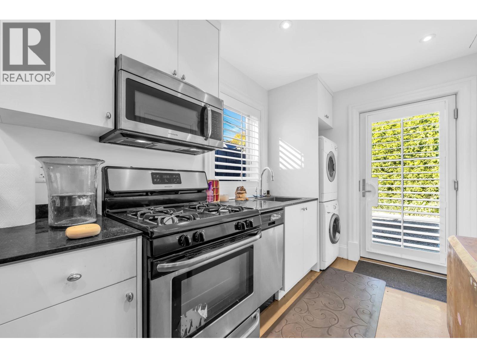 Photo of 2875 TRIMBLE STREET 35