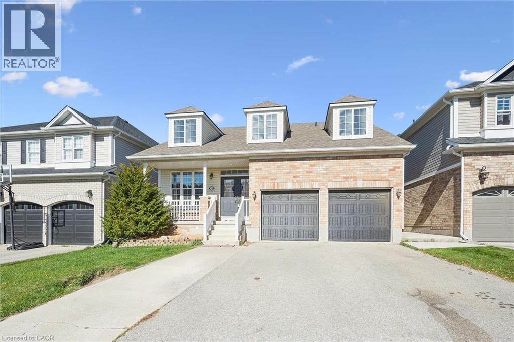 27 TRILLER Avenue — photo 3