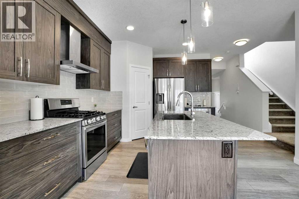 235 Clydesdale Avenue, Cochrane — photo 9
