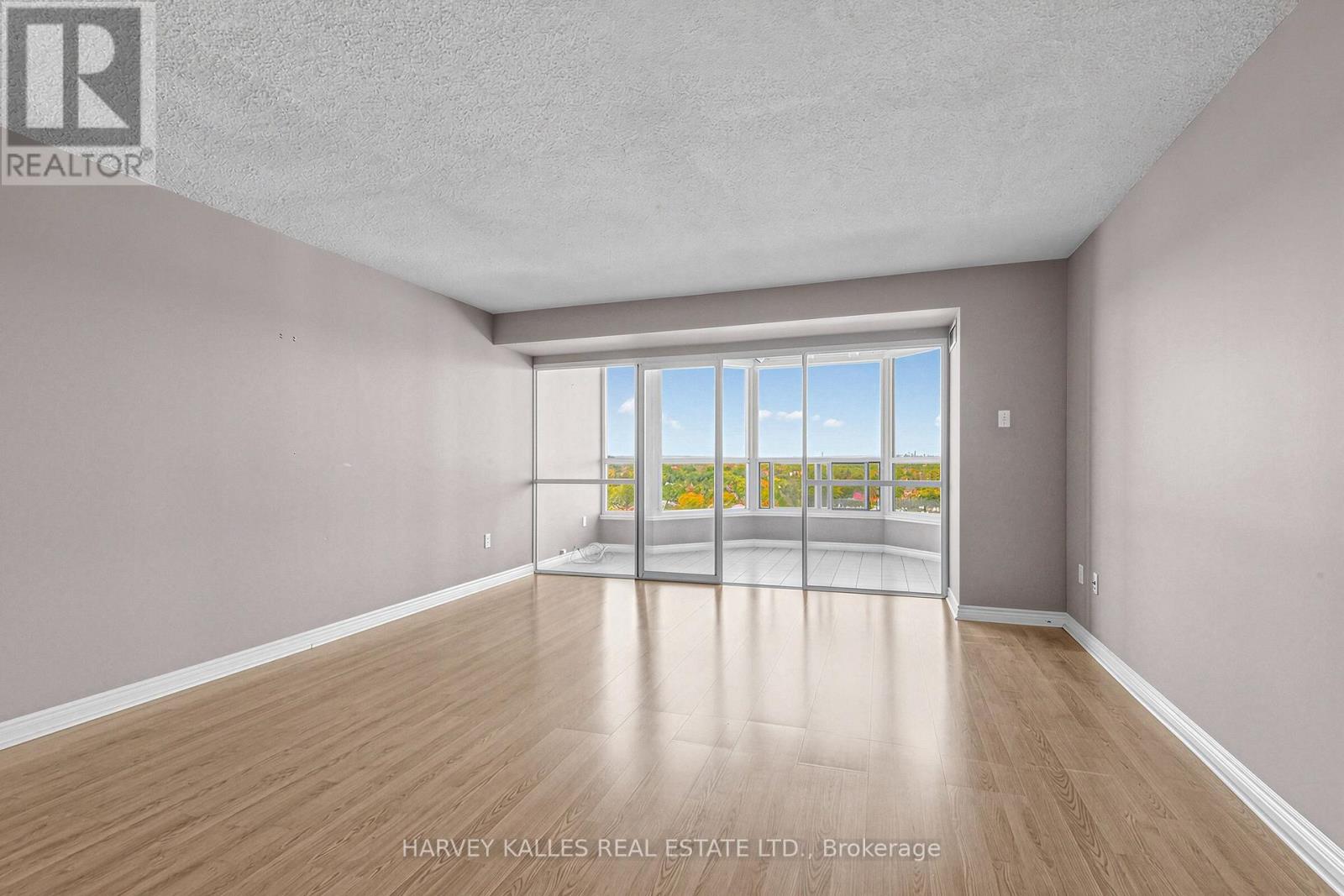 1206- 1 Clark Avenue West, Vaughan, ON photo 3