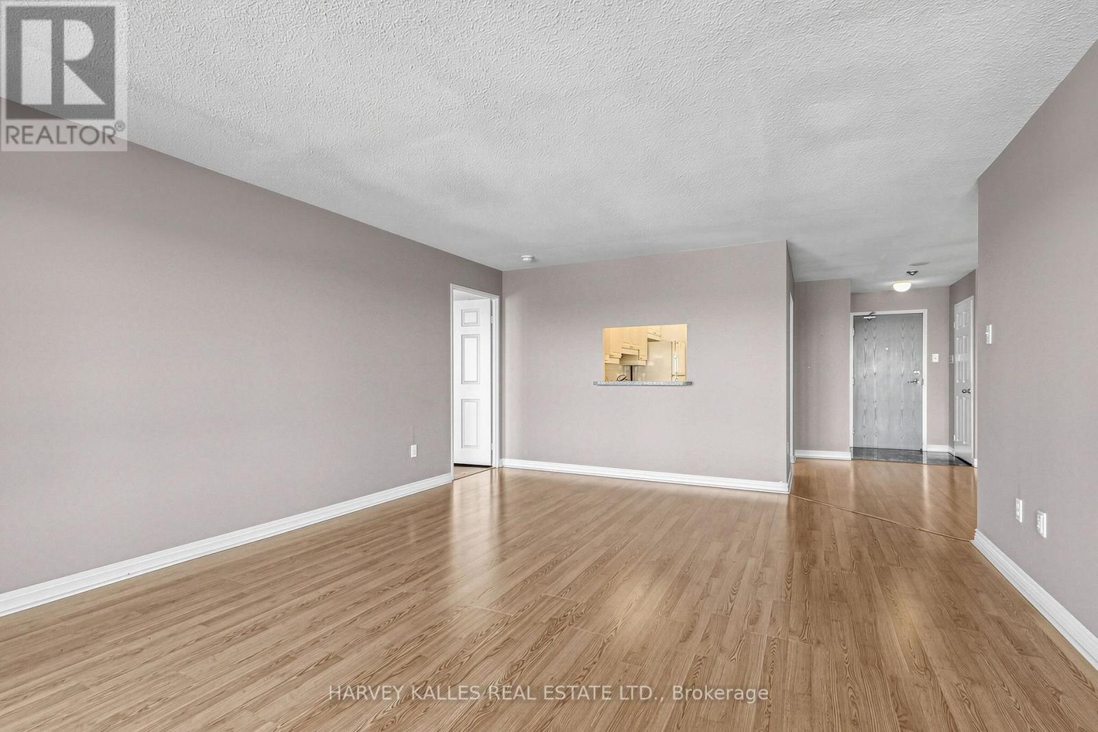 1206- 1 Clark Avenue West, Vaughan, ON photo 7