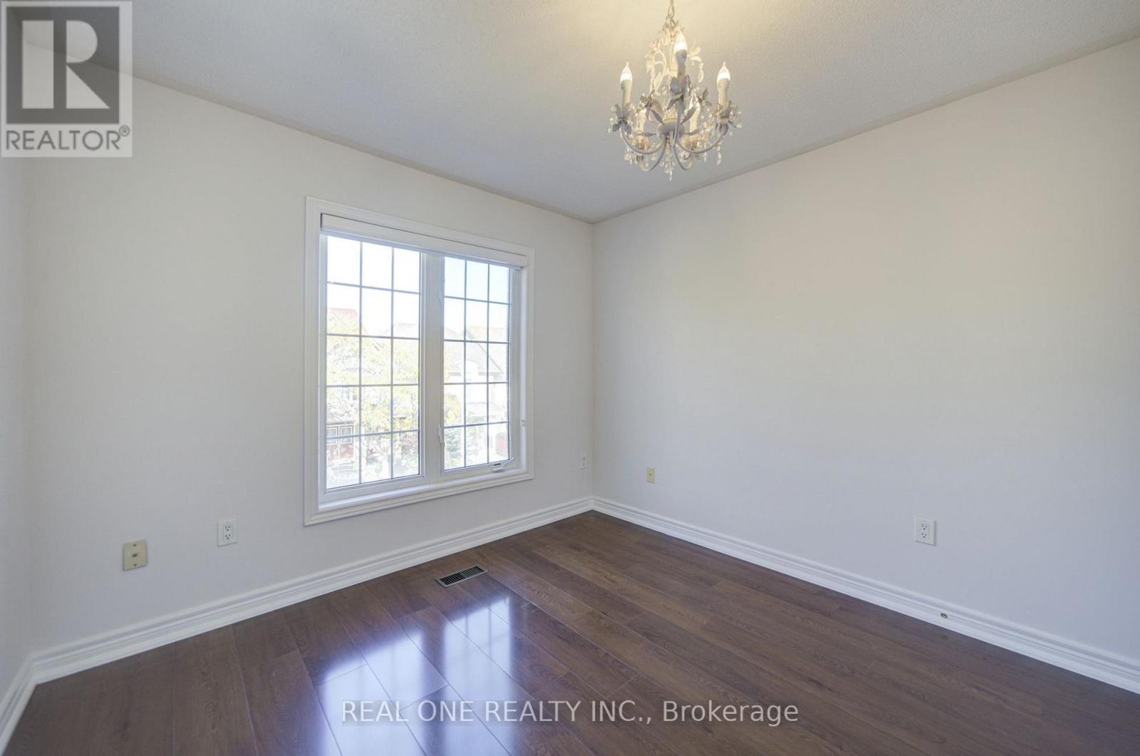 39 Balsamwood Road, Vaughan, ON photo 25