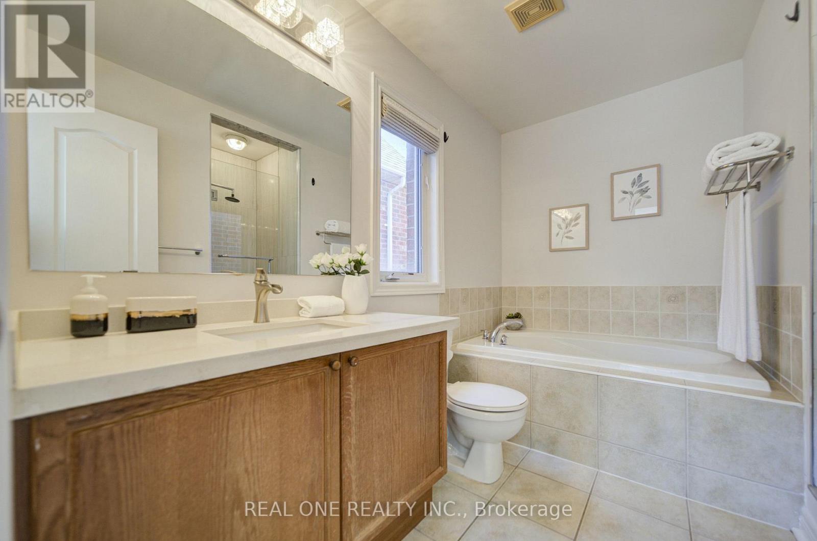39 Balsamwood Road, Vaughan, ON photo 28
