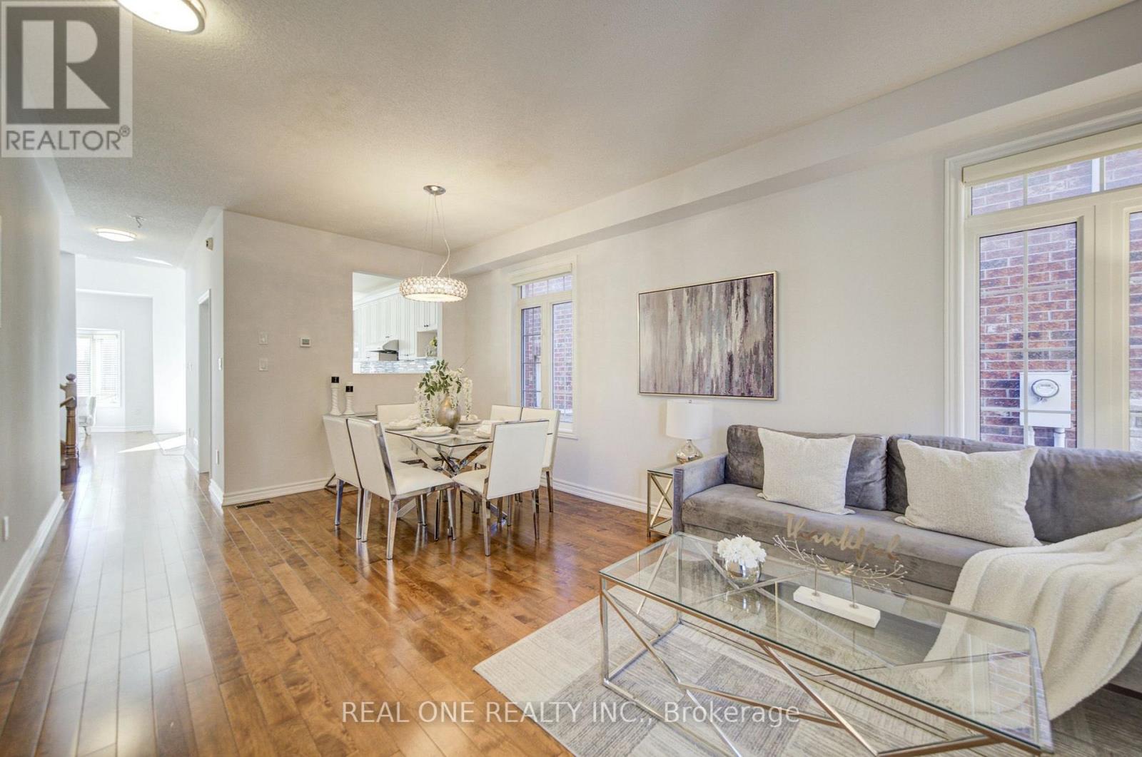 39 Balsamwood Road, Vaughan, ON photo 4