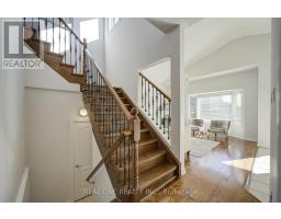 Great room - 39 Balsamwood Road, Vaughan, ON L4J9E2 Photo 9