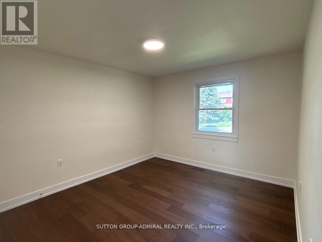 86 Hamilton Drive, Newmarket, ON photo 27