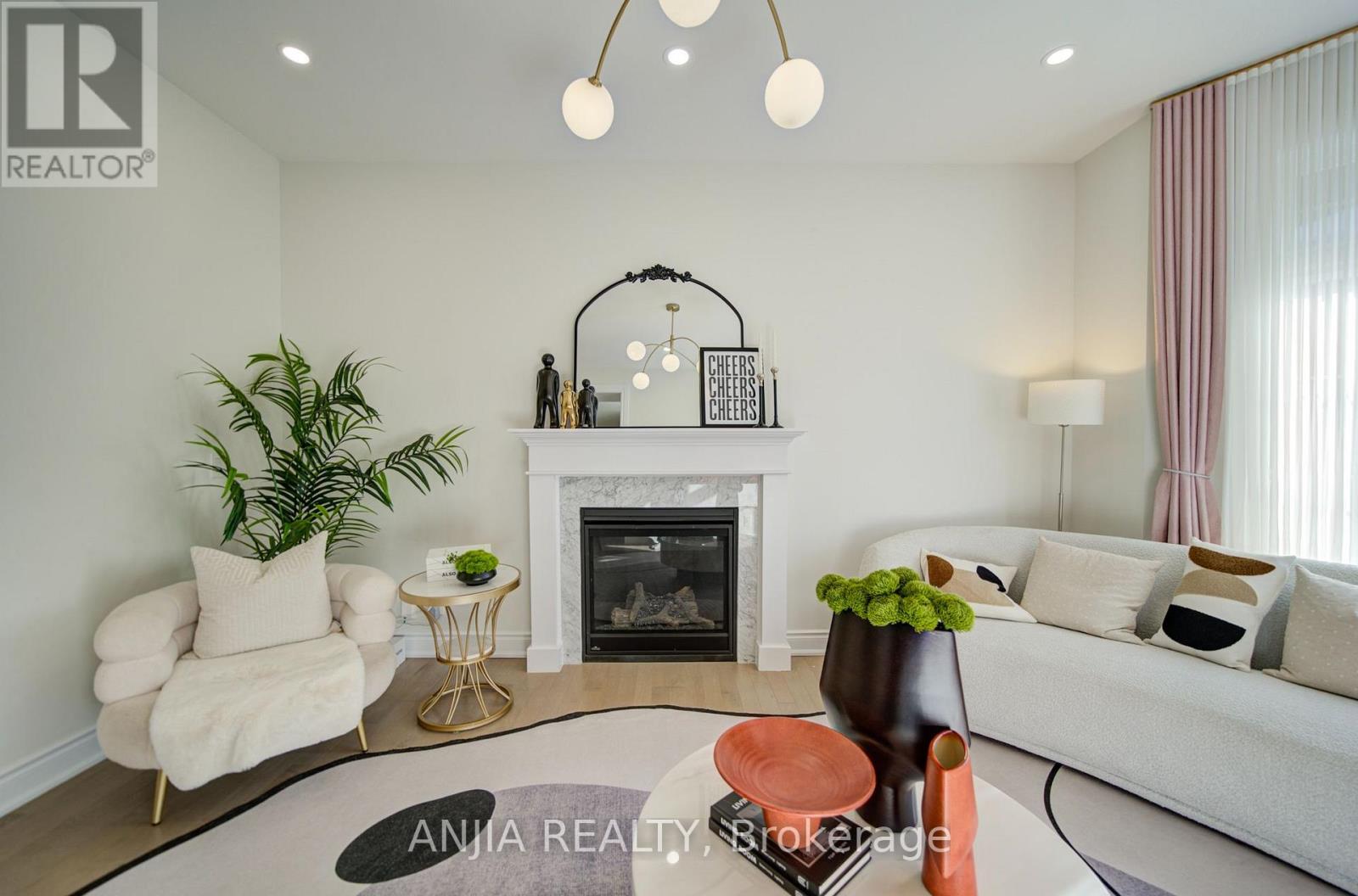 107 Guardhouse Crescent, Markham, ON photo 9