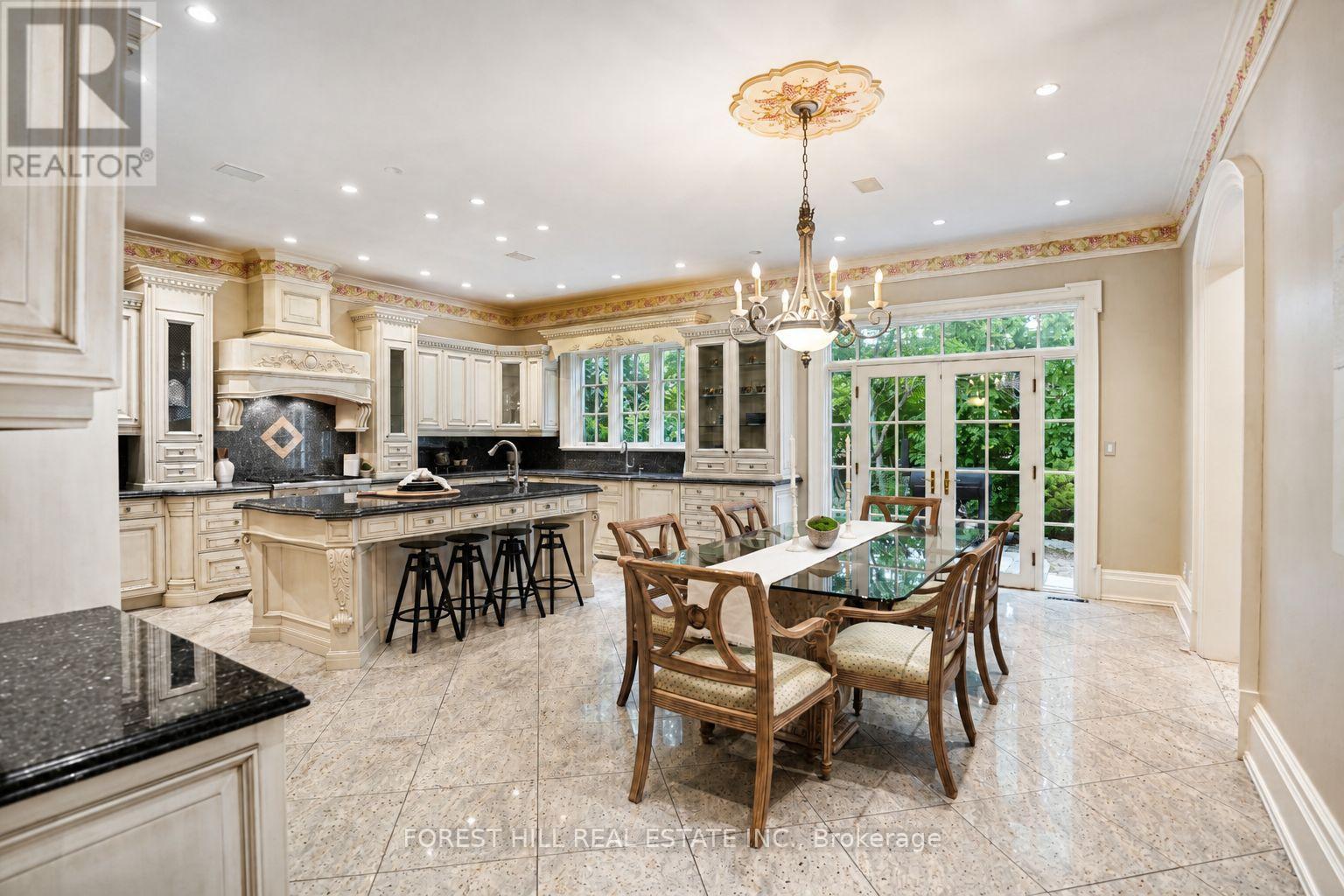 160 Renaissance Court, Vaughan, ON photo 11