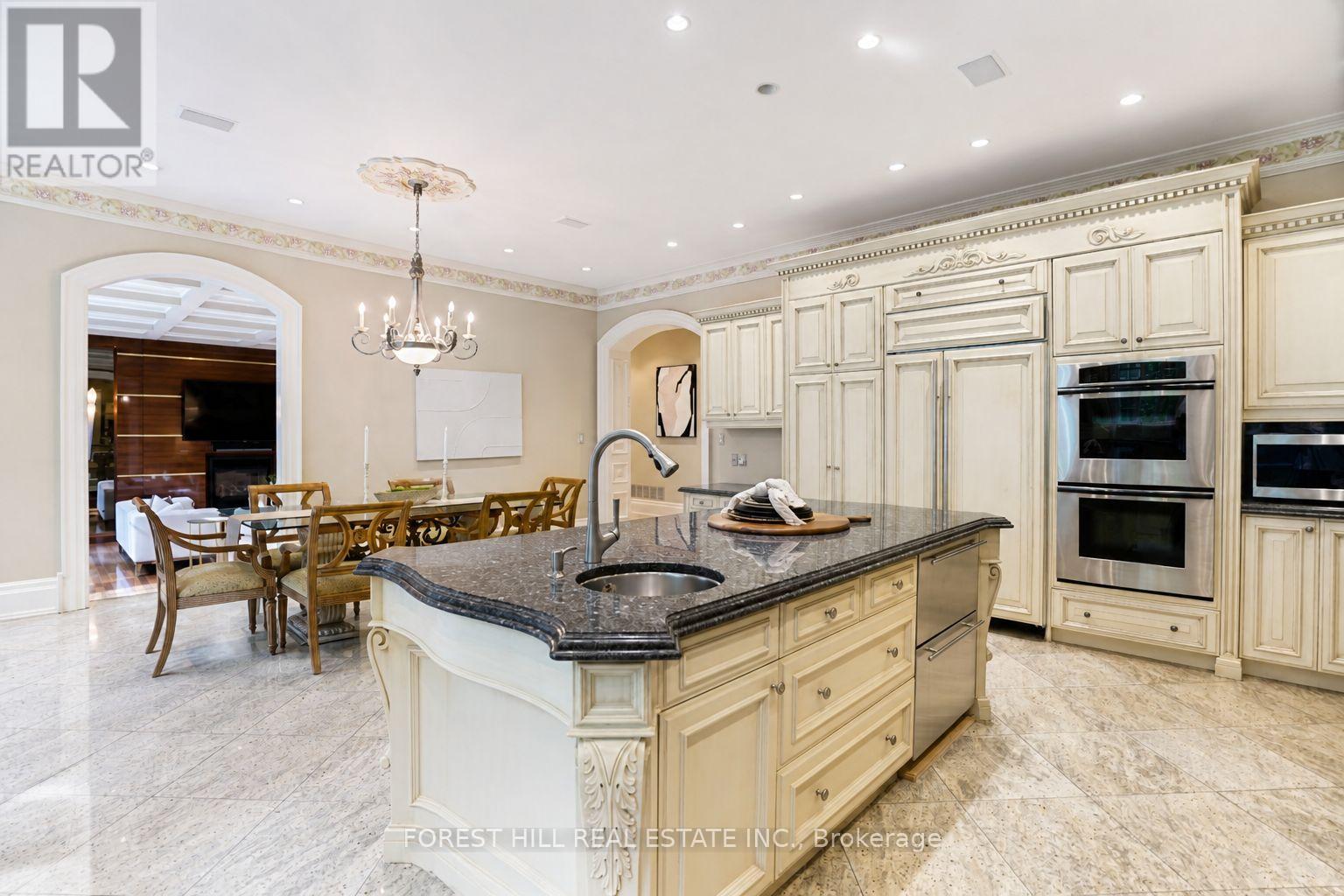 160 Renaissance Court, Vaughan, ON photo 13