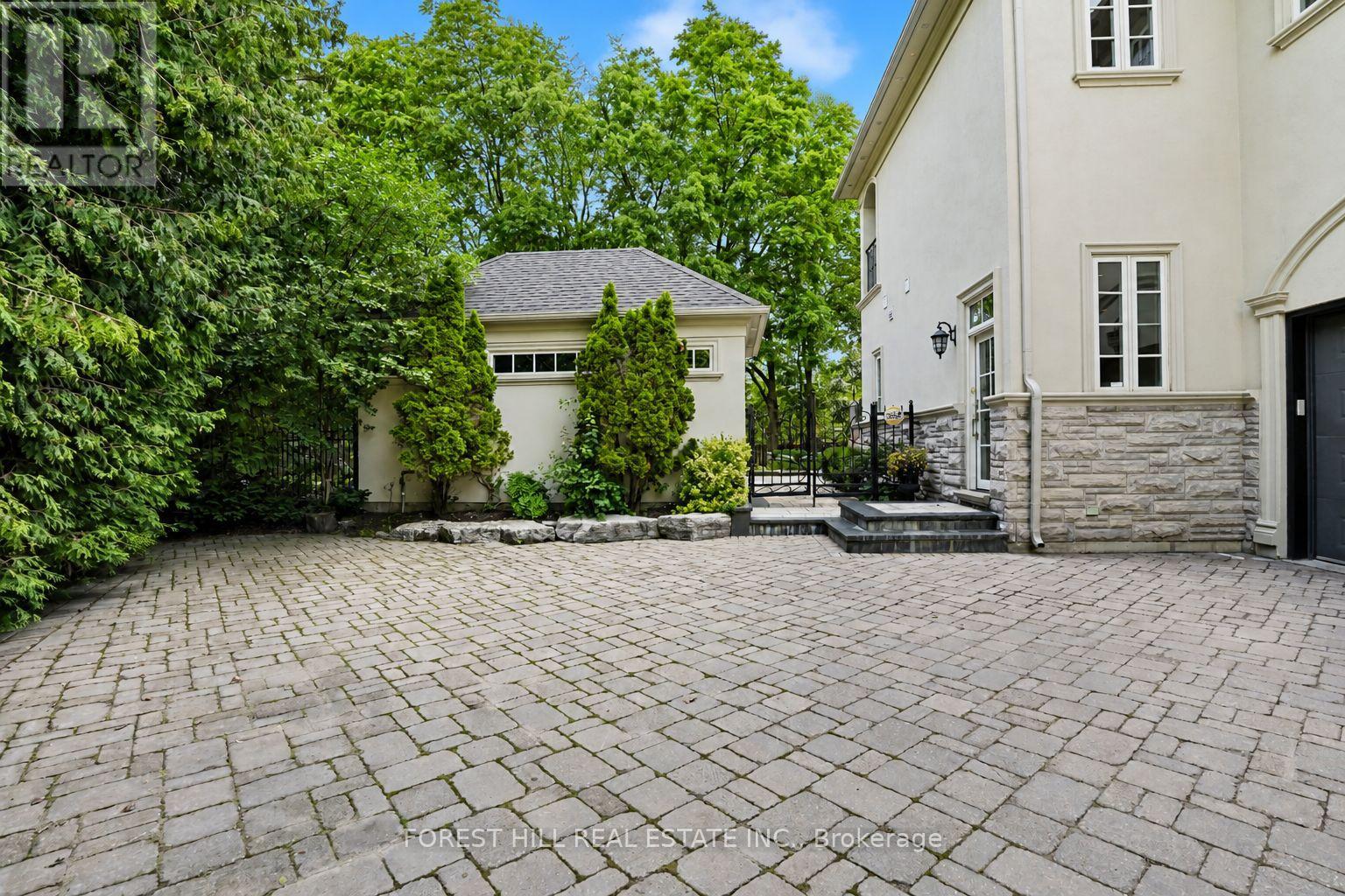 160 Renaissance Court, Vaughan, ON photo 47