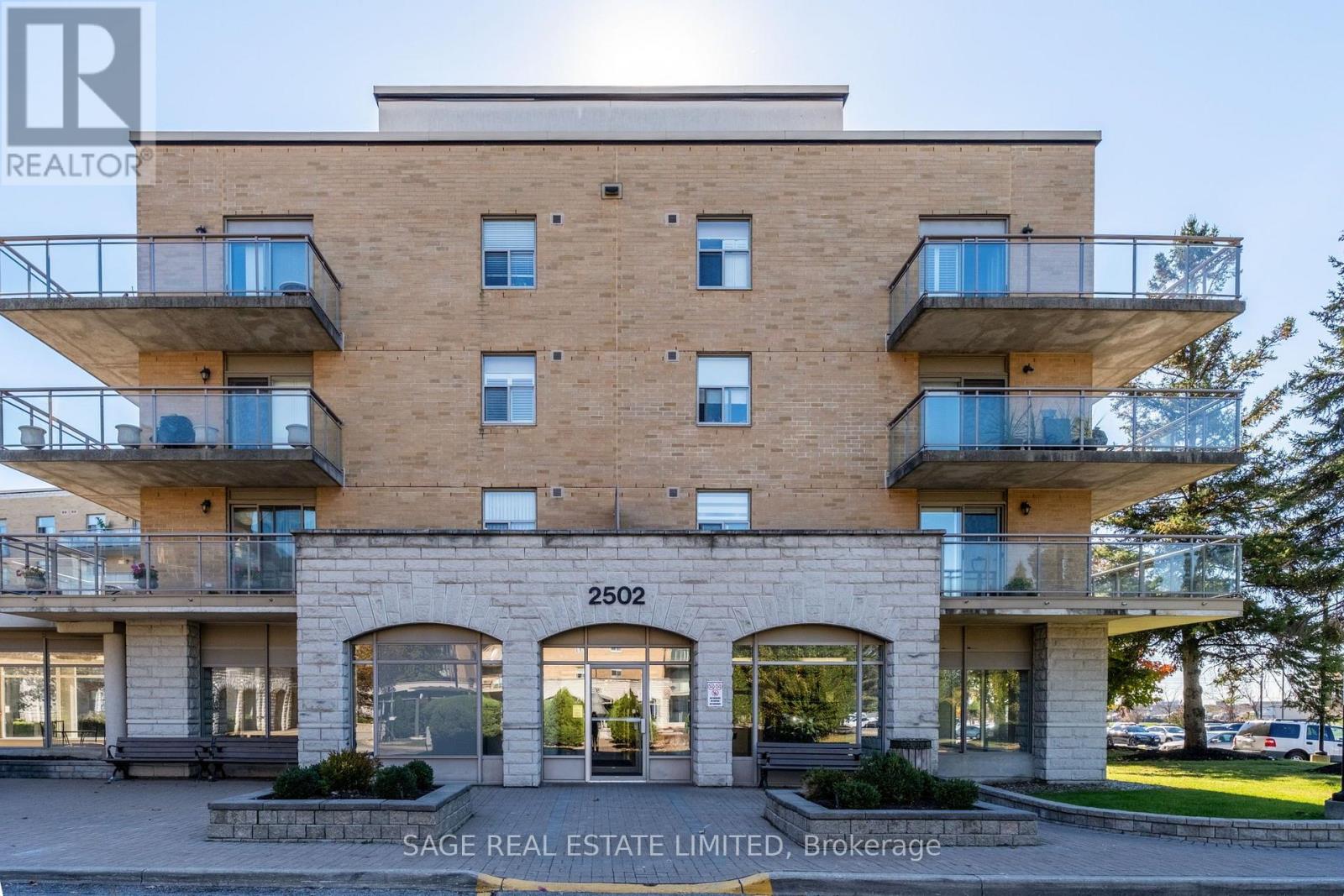 309- 2502 Rutherford Road, Vaughan, ON