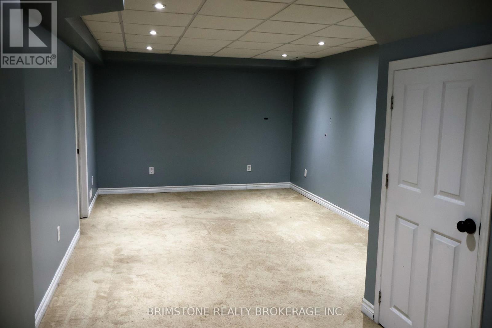 204 Pickett Crescent, Barrie, ON photo 9