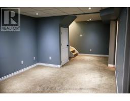 204 Pickett Crescent, Barrie, ON L4N8B1 Photo 11