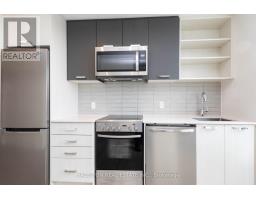 905 - 2300 St. Clair Avenue W, Toronto, ON M6N1K8 Photo 11