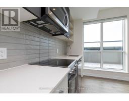 905 - 2300 St. Clair Avenue W, Toronto, ON M6N1K8 Photo 13