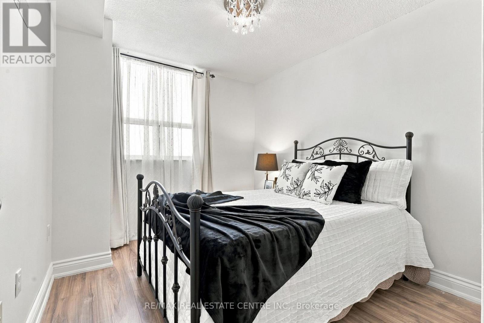 1110- 355 Rathburn Road East, Mississauga, ON photo 23