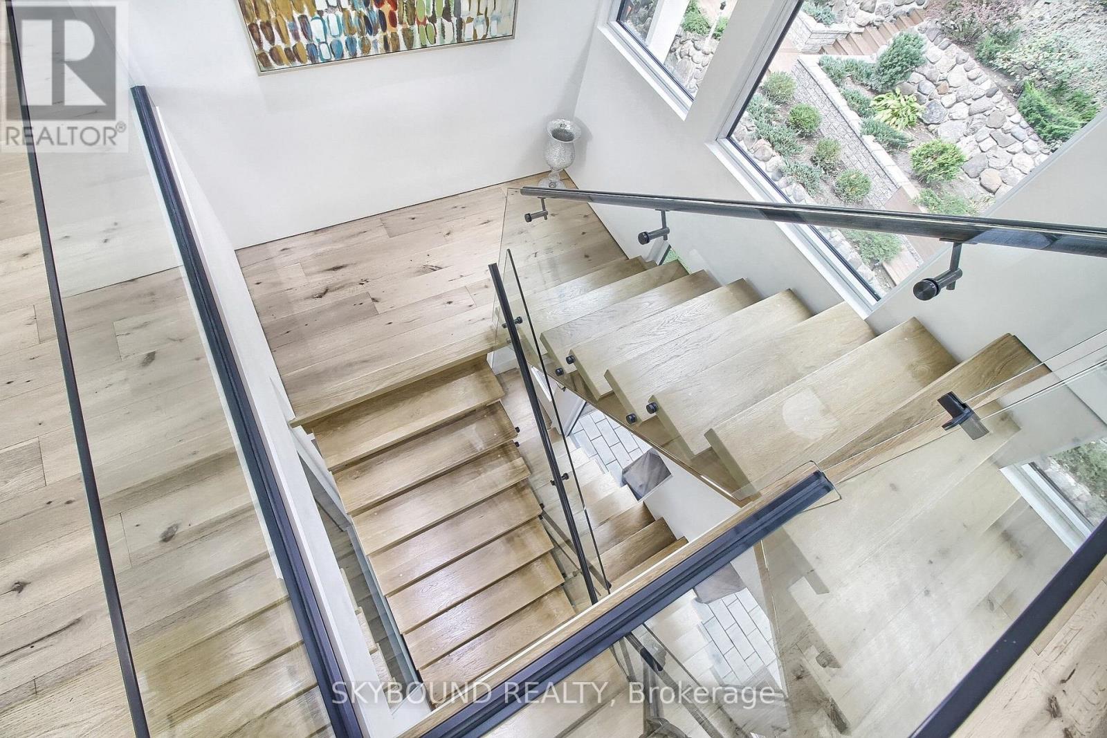 5 Hatton Court, Toronto, ON photo 23