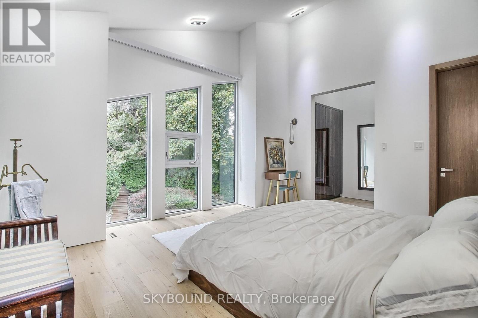 5 Hatton Court, Toronto, ON photo 25