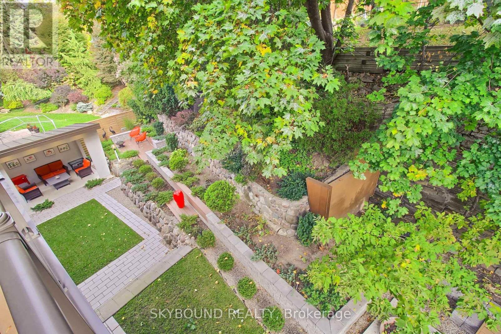5 Hatton Court, Toronto, ON photo 39
