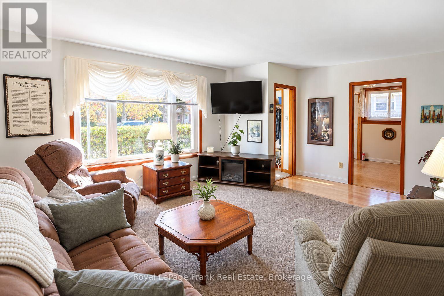 230 EUCLID AVENUE - 6