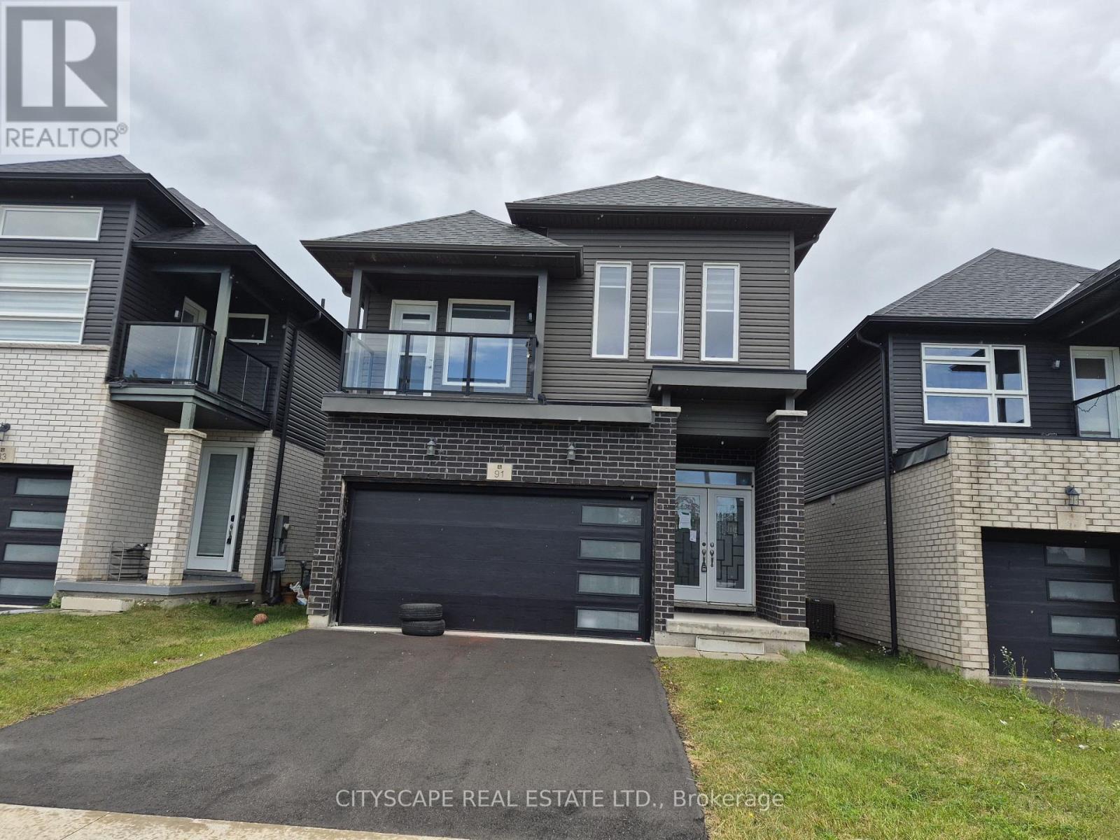91 McLaughlin Street, Welland, ON photo 2
