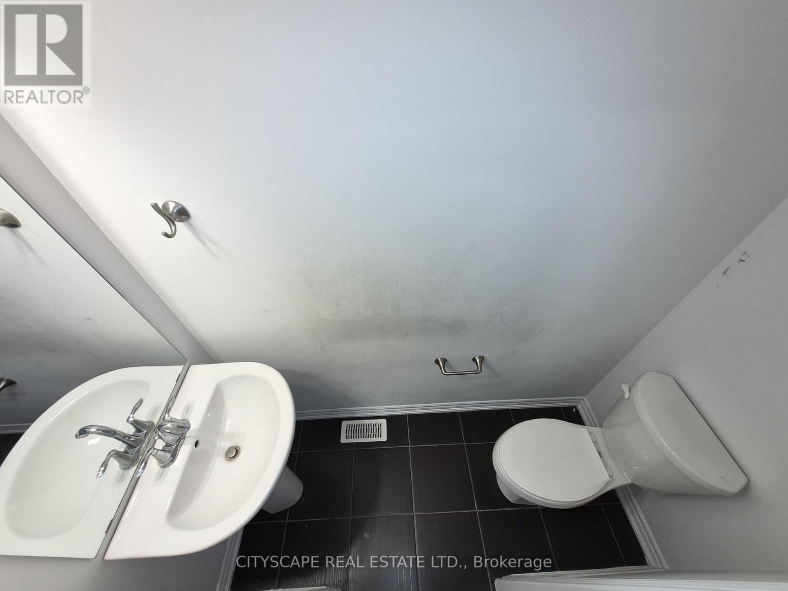 91 McLaughlin Street, Welland, ON photo 9