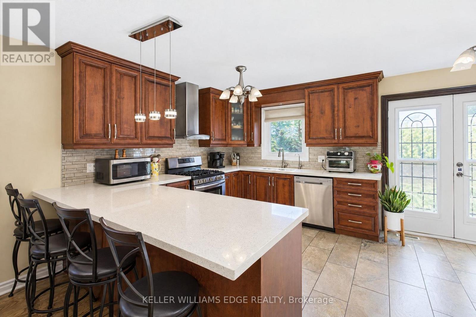 93 Wellandvale Drive, Welland, ON photo 12