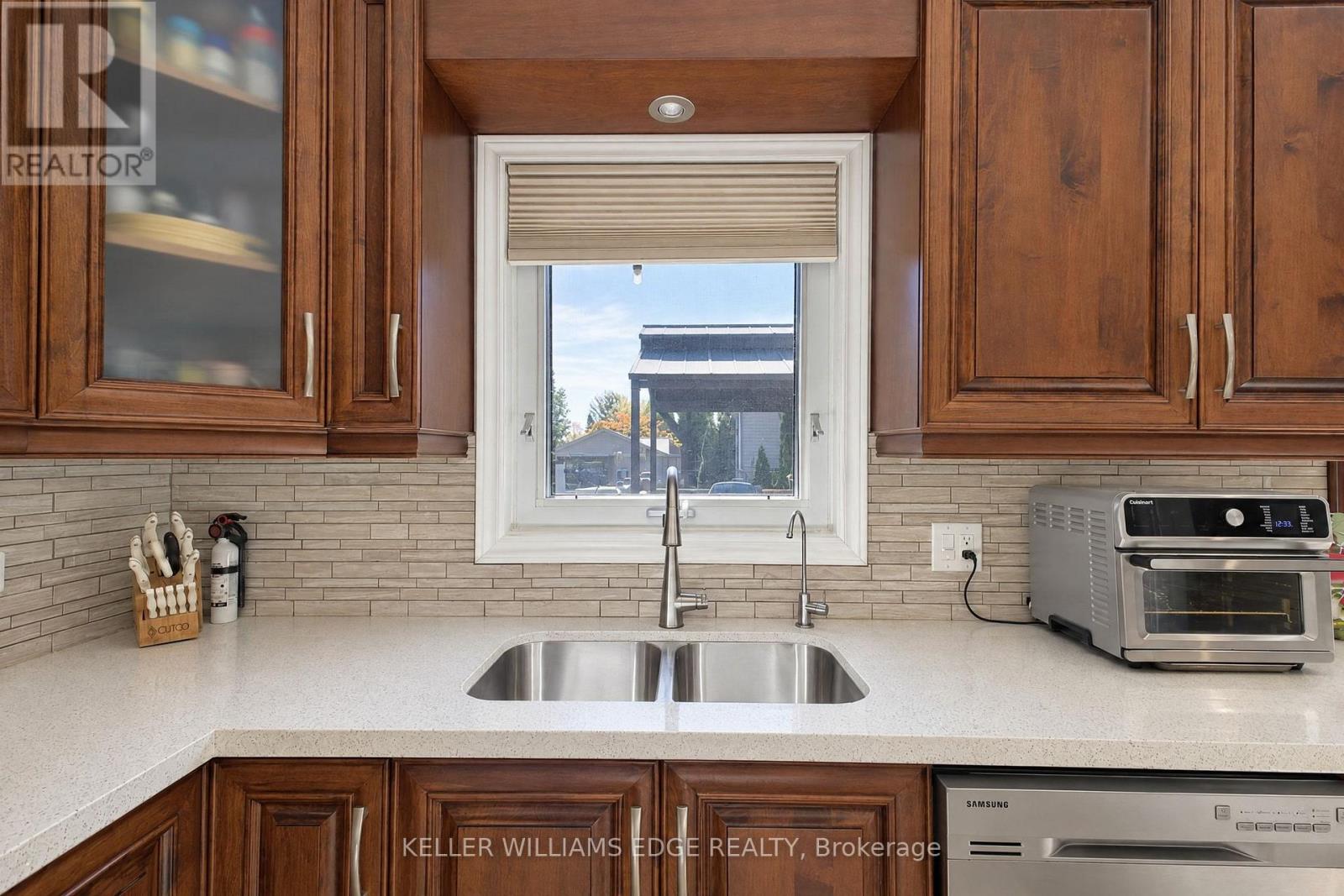 93 Wellandvale Drive, Welland, ON photo 14